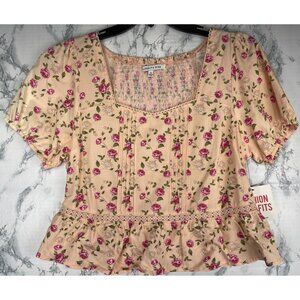 Celebrity Pink XL Floral Peach Kiss Blouse With Lace Trim & Short Sleeves